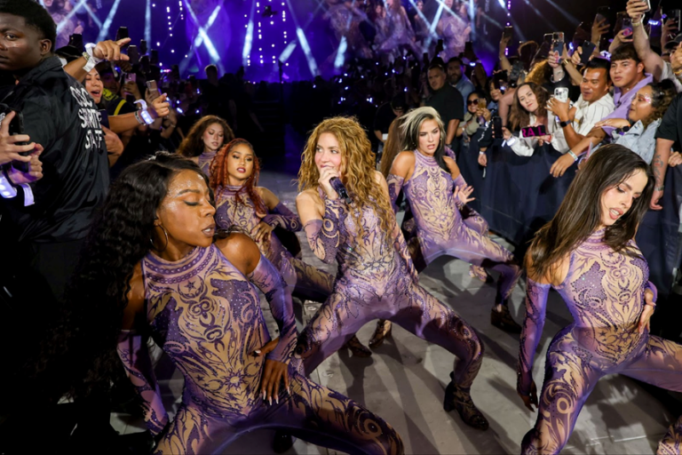 Shakira anuncia residencia histórica de tres noches en Madrid como parte de su gira “Las Mujeres Ya No Lloran World Tour”.