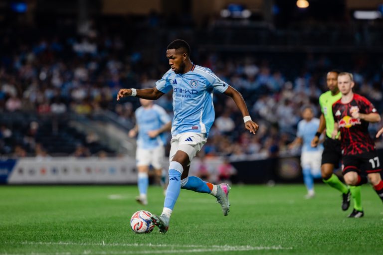 NYCFC cae 1-0 ante Red Bull en el Hudson River Derby.