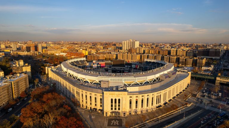 Detectan Legionella en una torre de enfriamiento del Yankee Stadium.